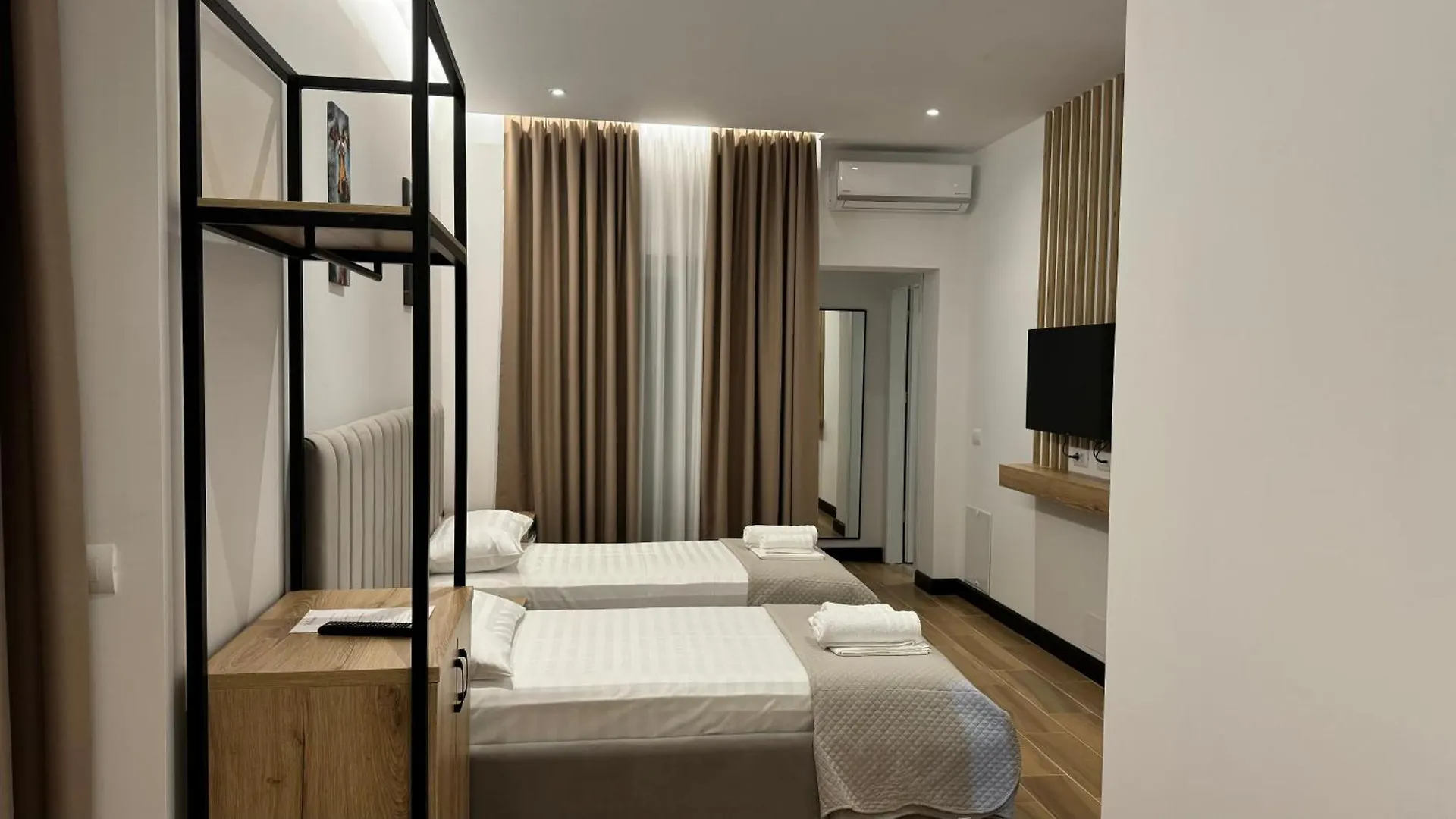 ***  Hotel Bizant Përmet Albania
